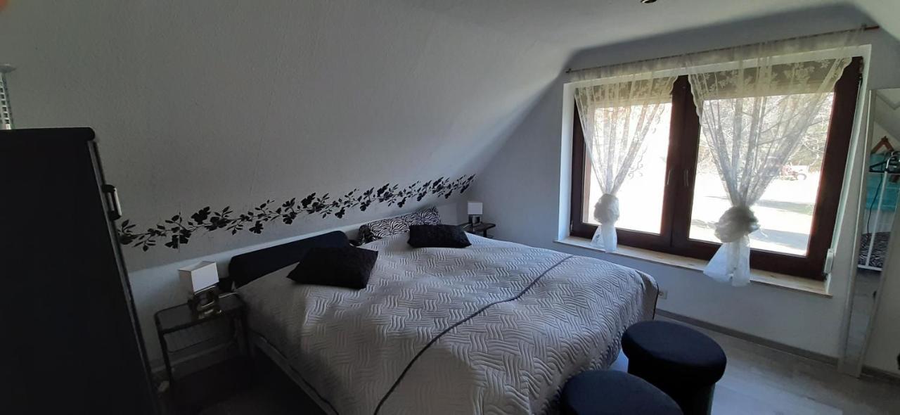 Ferienwohnung Rosi Stoppa Burg  Esterno foto